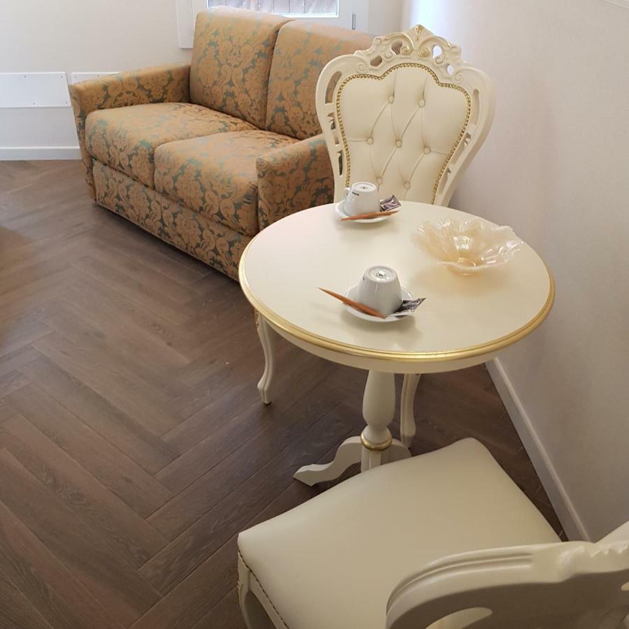 Ca' Vittoria Boutique House Apartsuite Chioggia Exteriér fotografie