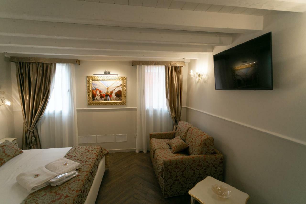 Ca' Vittoria Boutique House Apartsuite Chioggia Exteriér fotografie